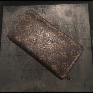 Louis Vuitton wallet